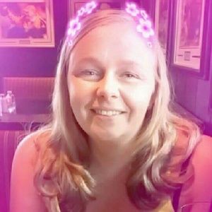 Meet your Posher, Tia