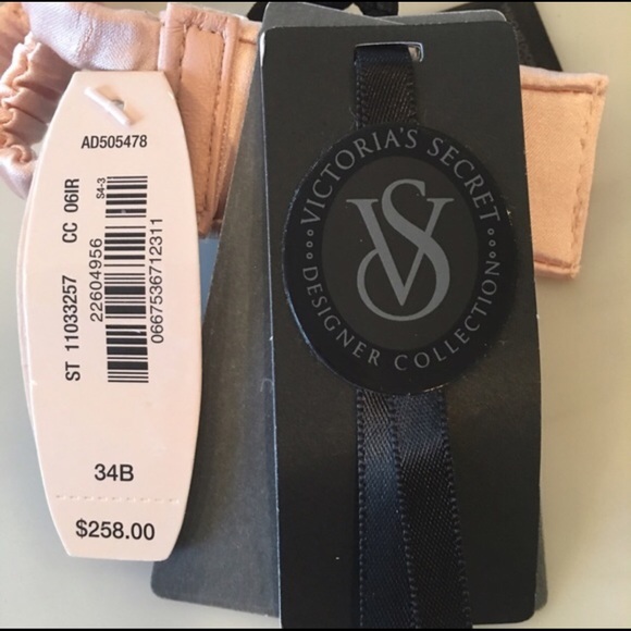 NEW Victoria's Secret designer bra