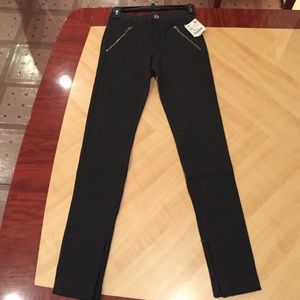 ZARA Trafaluc slim fit-regular waist Pants