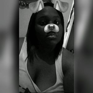 Meet your Posher, Desi