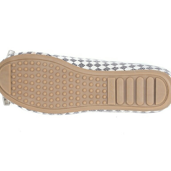 Women Ballet Flats with Bow, b-1625, White - Picture 3 of 4