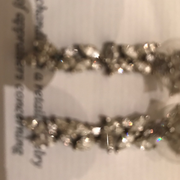 Ladies diamond earrings.  Appraisal shown - Picture 4 of 4