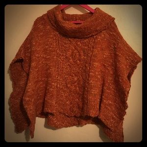 Boho Free People knitted rust poncho size small