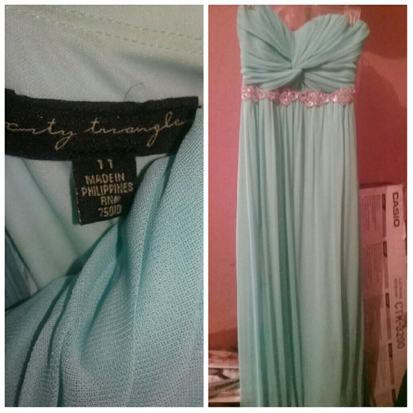 Beautiful size 11 blue prom dress!