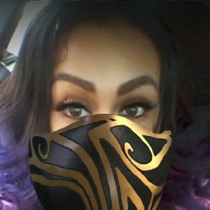 Meet your Posher, Beatriz