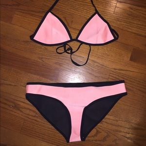 Chloe-California Coral Triangl Bikini