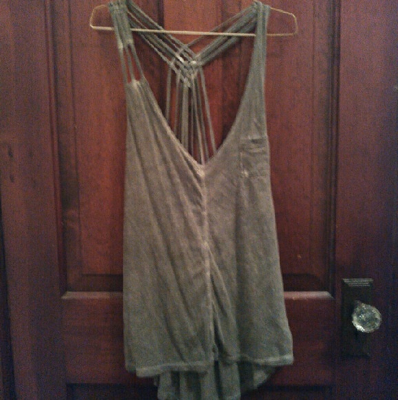 Billabong top - Picture 1 of 4