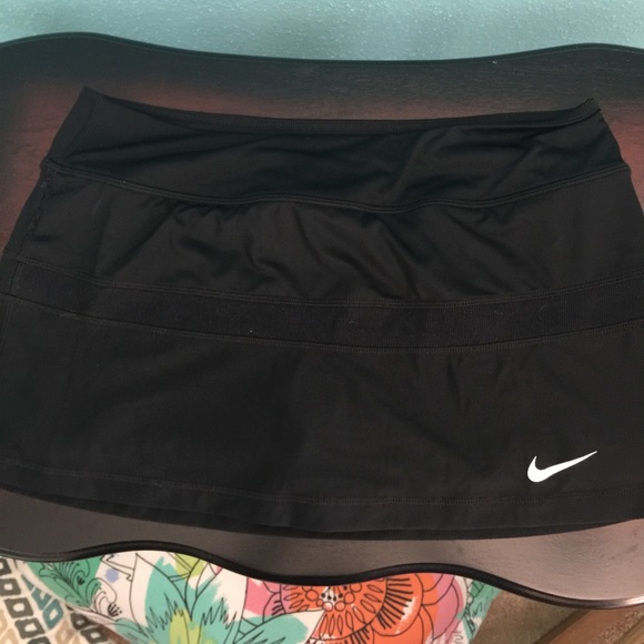 Nike dri-fit tennis/running skort