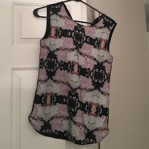 H&M patterned Sleeve less top