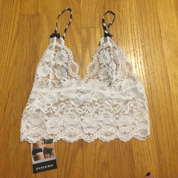 FOXERS White Lace Bralette. NWT. Size S.