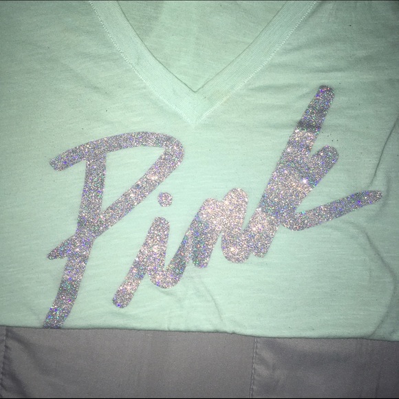 PINK Victoria secrets v-neck t-shirt - Picture 2 of 4