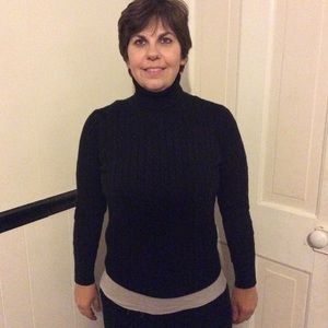 Turtle neck sweater. Ribbed sweater