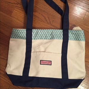 Vineyard Vines Classic Tote