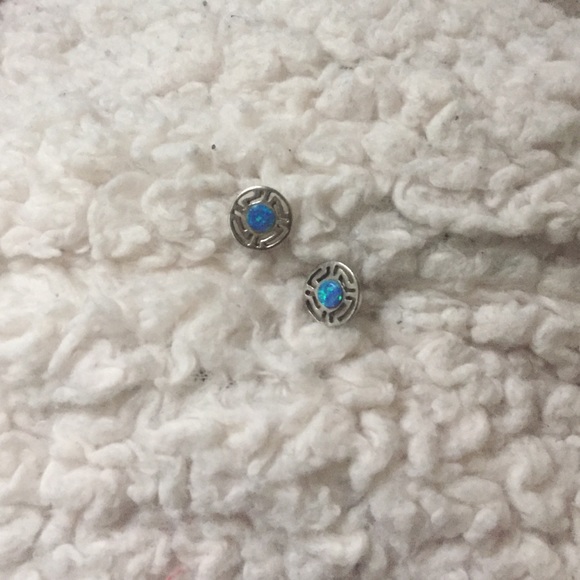 Opal earring