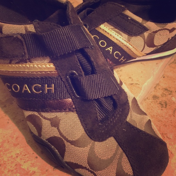 COACH SHOES!