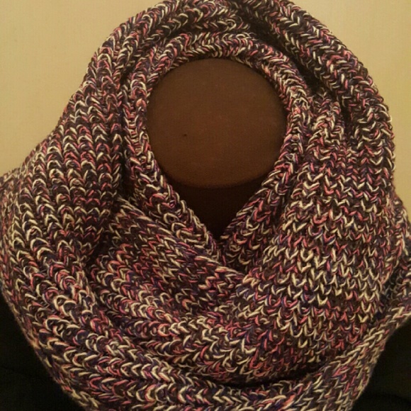 Scarf - Picture 2 of 2