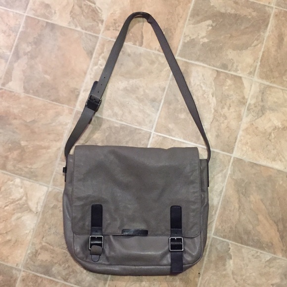 Marc by Marc Jacobs Simple Leather Messenger Bag