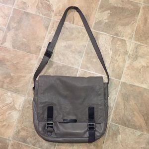 Marc by Marc Jacobs Simple Leather Messenger Bag