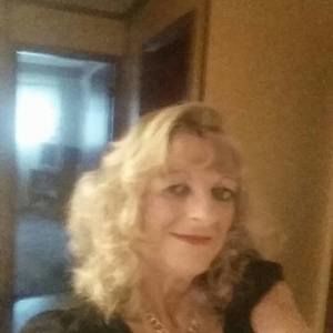 Meet your Posher, Chrissy