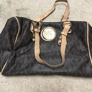 MK purse