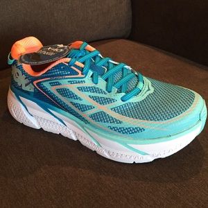 Women's Hoka Clifton 3- new!