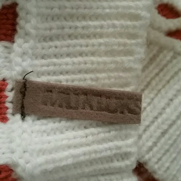 FINAL  SALE NWT FUNNEL SCARF ONLY ONE LEFT !!!! - Picture 4 of 4