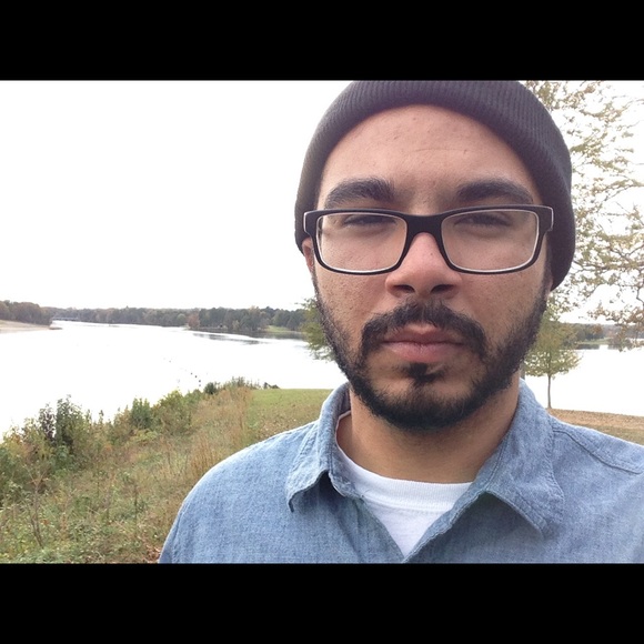 Meet your Posher, Joshua - Picture 1 of 1