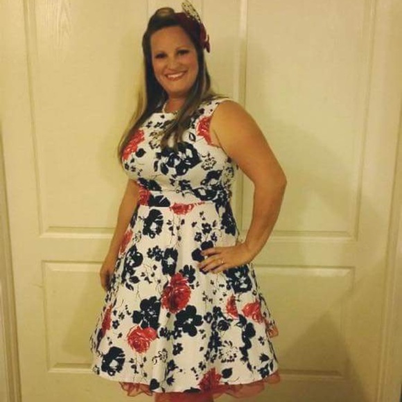 Meet your Posher, Kimberly - Picture 3 of 3