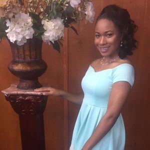 Meet your Posher, Kiersten