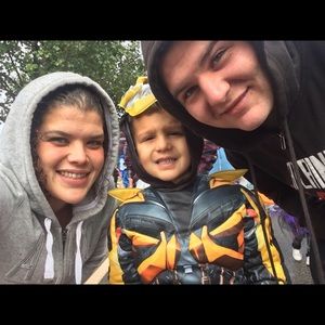 Meet your Posher, Corey