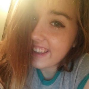 Meet your Posher, Chloe