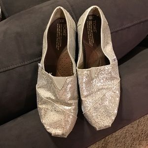 Toms silver glitter