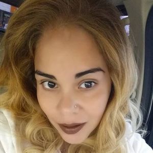 Meet your Posher, Ana