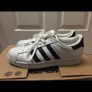 adidas superstars