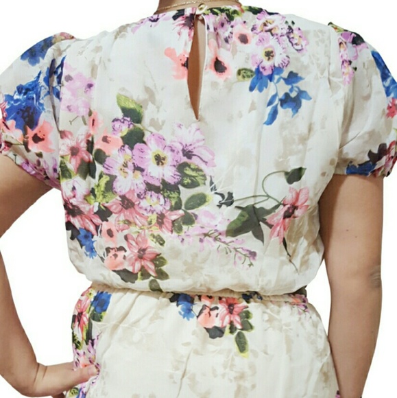 🎉HP🎉Belted Floral Dress - Picture 3 of 4