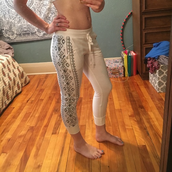 Free People Pants - La hearts Aztec print sweatpants