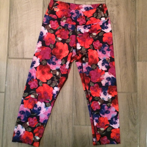 Capri floral workout pants