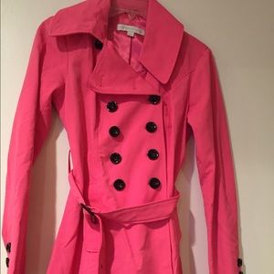 XS New York & Company pink trench coat💕