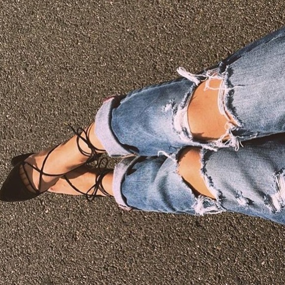 ✨1 left!!!✨ NWT. Black lace up flats - Picture 4 of 8