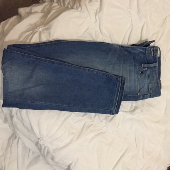 Paige Kylie crop jean