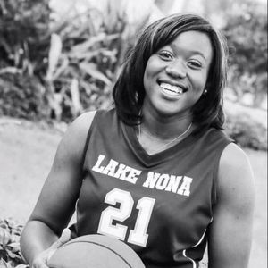 Meet your Posher, Dee