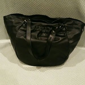 SALE✨ Black Leather Handbag