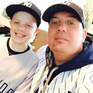 Meet your Posher, Dennis