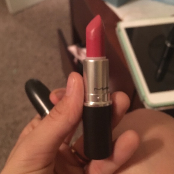 Mac lipstick