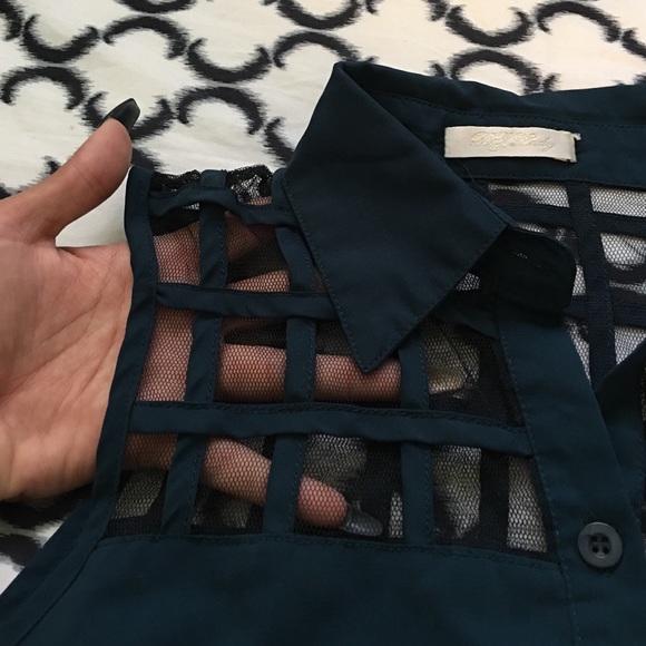 Cute Tank Top - Picture 2 of 3