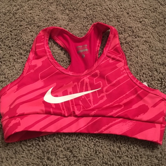 Girls Nike sports bra - Picture 1 of 1