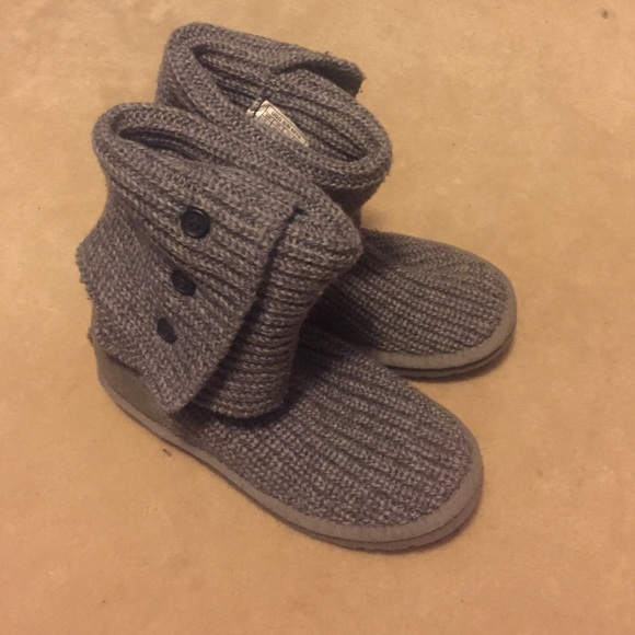 UGG classic cardy knit boot