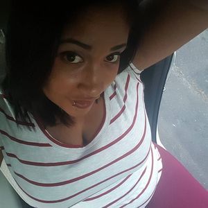 Meet your Posher, Monique