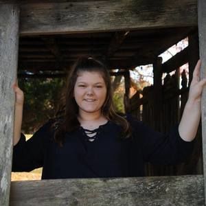 Meet your Posher, Kensie