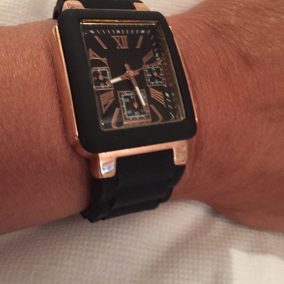 Designer-style jelly watch!